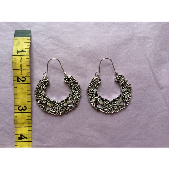 4074 NWOP Silver Boho Filigree Hoop Earrings Hearts Valentine Gifts for Women - Picture 2 of 3